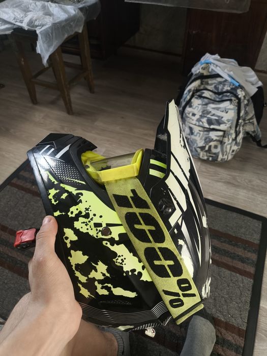 Продам эндуро шлем