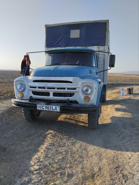 Zil bortavoy srochna sotiladi