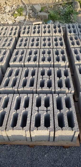 Пескоблоки стеновые и заборные