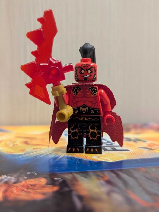 Lego Nexo knights & Chima минифигурки