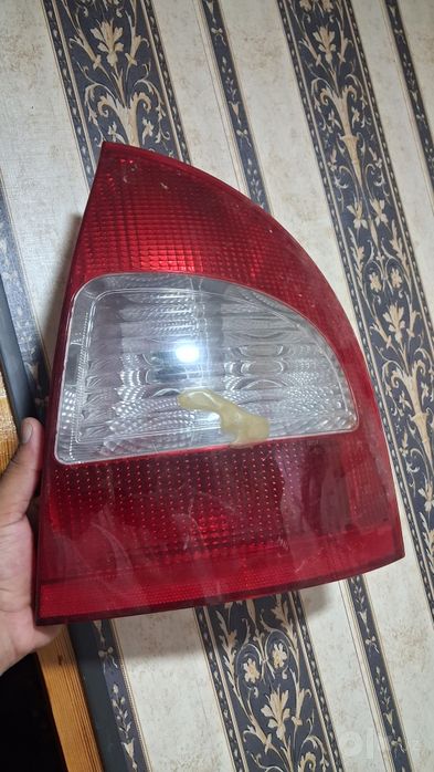 Lada kalina orqa fara