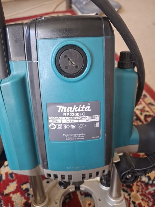 Фрезер макита pr 2300 FC