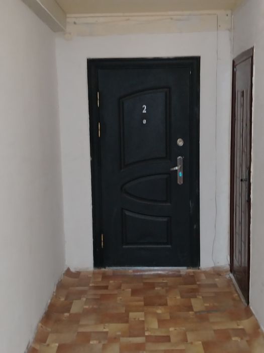 Продам квартиру 2