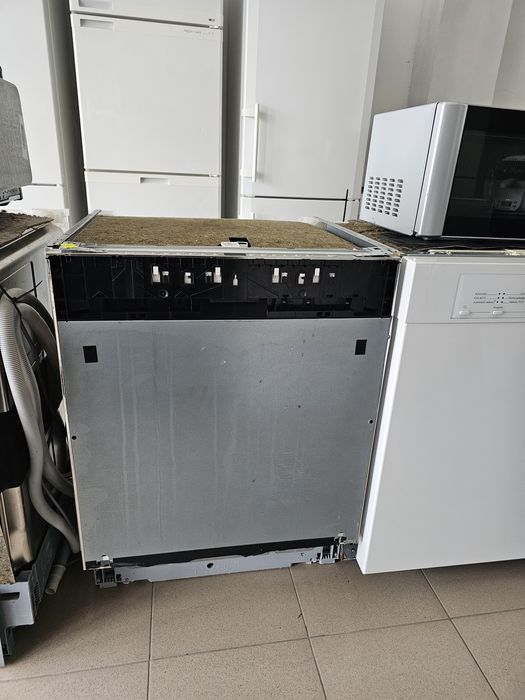 Съдомиялна за пълно вграждане SIEMENS