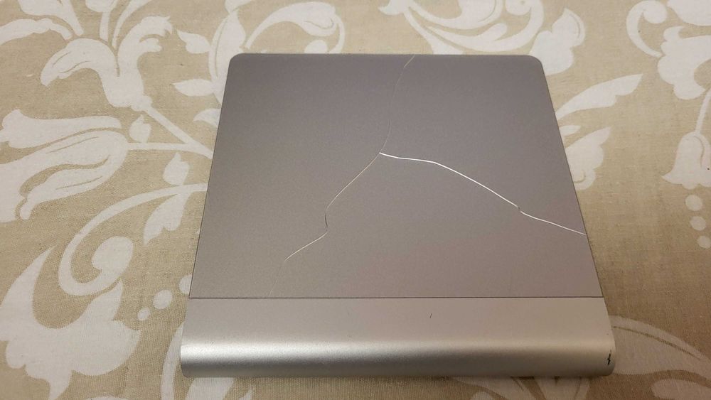 Trackpad Wireless Apple Magic MultiTouch Model A1339 fisurat fuctional