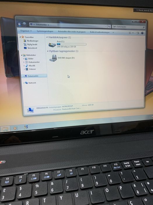 Laptop Acer Aspire 5736Z citeste anuntul