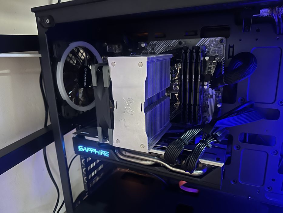 Vand placa video radeon RX 580 series 8 gb