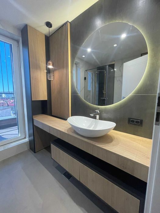 Închiriez apartament modern 3 camere,  terase,parcare, str. Mărășești