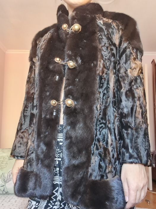 Шуба каракуль из Греции, Афины. Размер xs.