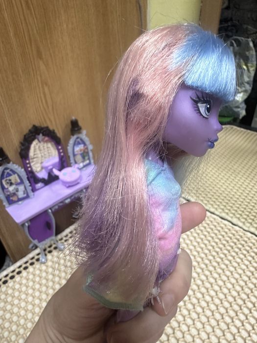 Продам куклу монстр хай!