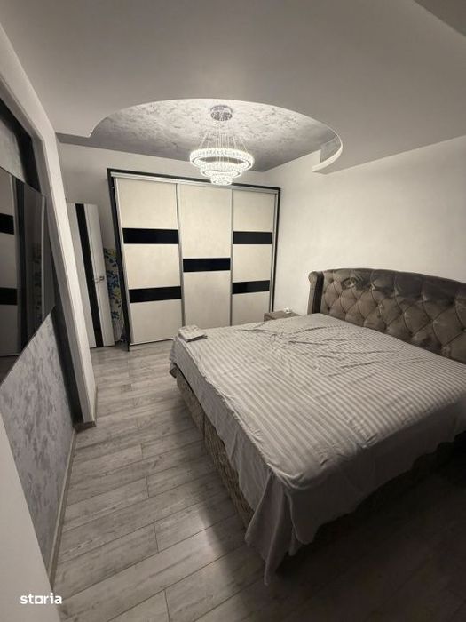 Apartament 3 camere de Inchiriat strada Verii