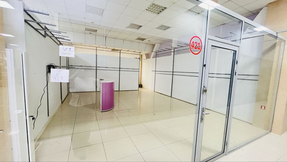 Продам торговое оборудование в тд Айна