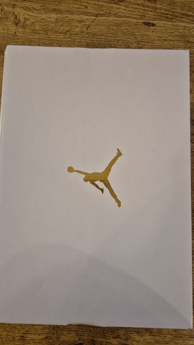 Air Jordan 1 Mid “Apricot Orange”