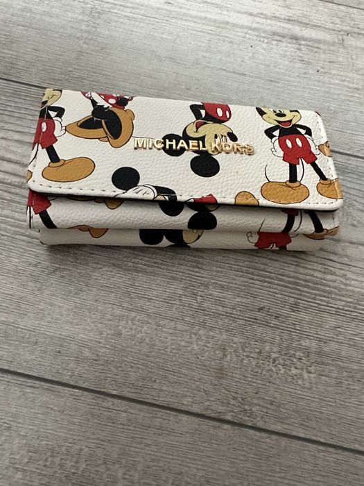 Portofel simplu sau dublu Guess