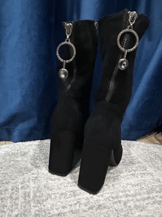 Сапоги из нубука черные