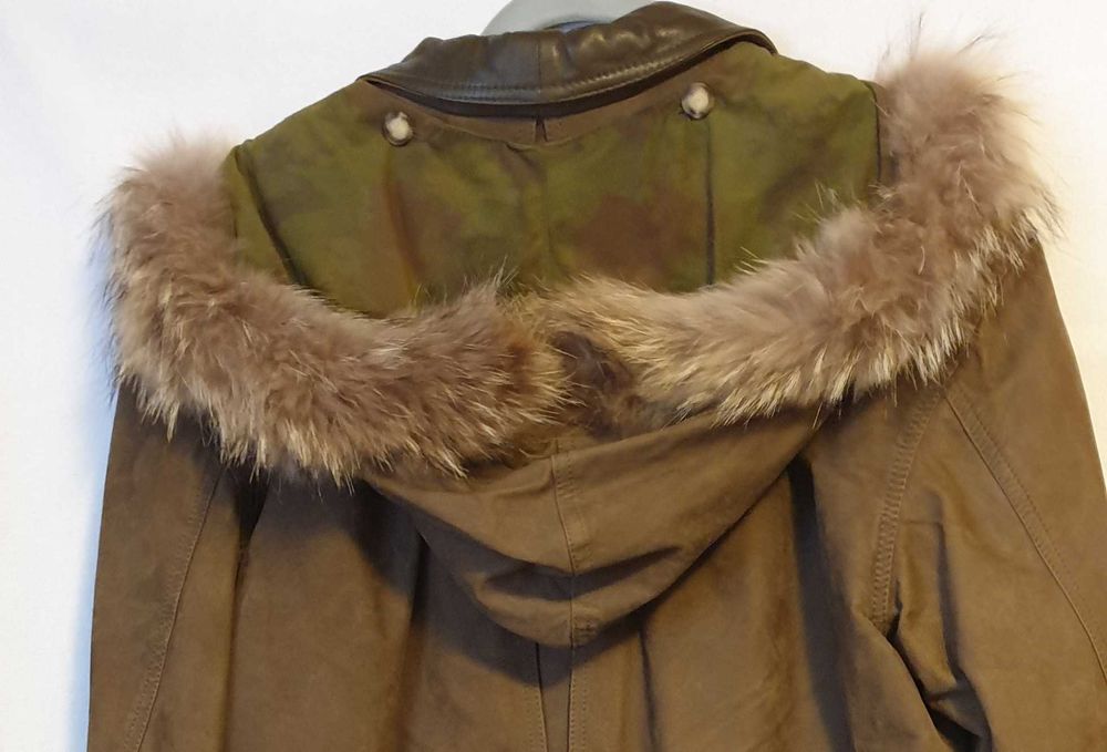 Jacheta dama din piele intoarsa cu gluga detasabila