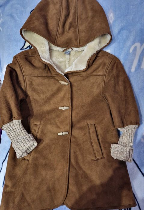 Детско палтенце за 7-8 год.