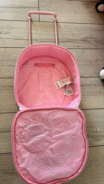 Продам детский чамодан