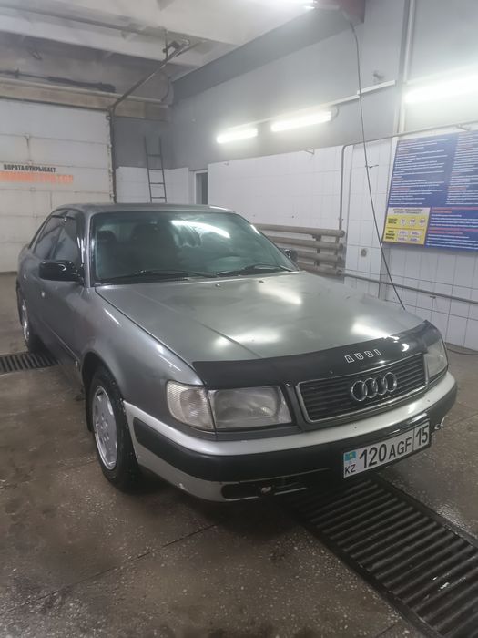 Продам Ауди 100 с4 2.6