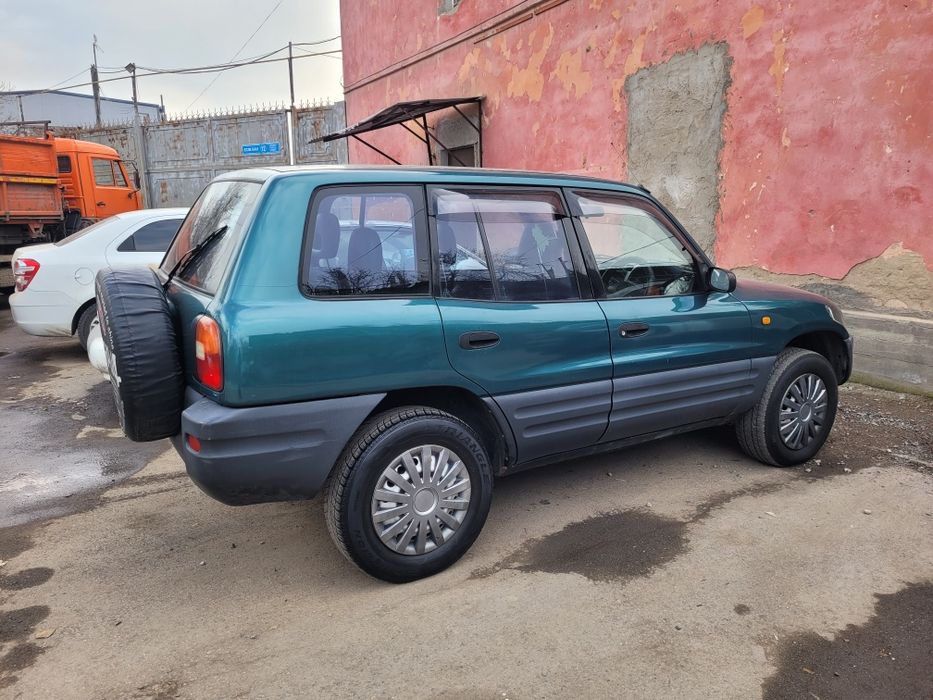Продам Рав 4 1995г