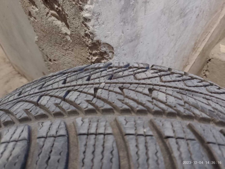 Всесезонни  гуми 	GOODYEAR 225/50/17