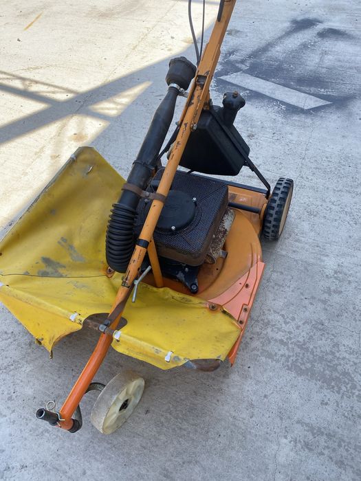 Vand tocator de vegetatie inalta As Motor Ah 24