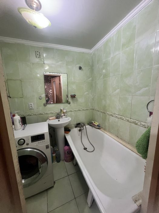 Продам 2 ком кв 52 м2 в районе Жазиры