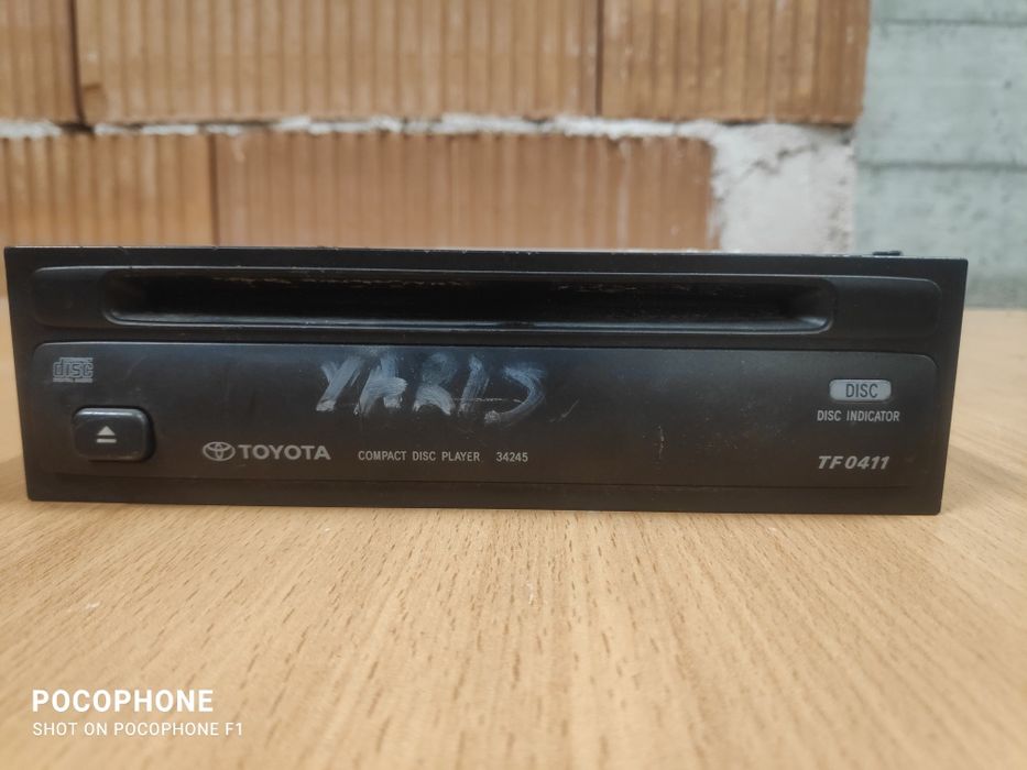 Compact disc player Toyota Yaris 2002г. / Компакт диск плейър Тойота