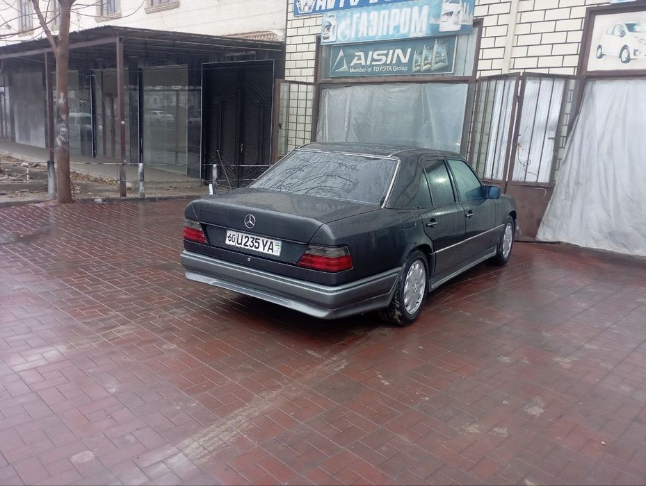 W124  sotiladi gazi bor