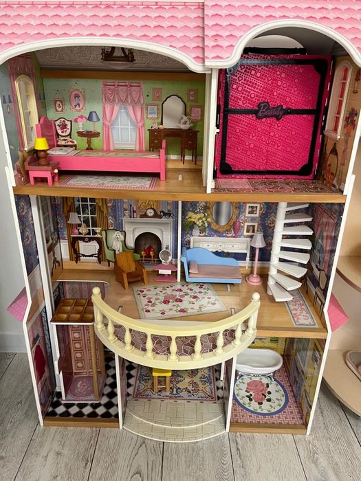 Куколный домик б/у