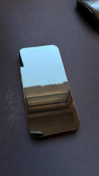 iPhone 14 pro + 2 калъфа