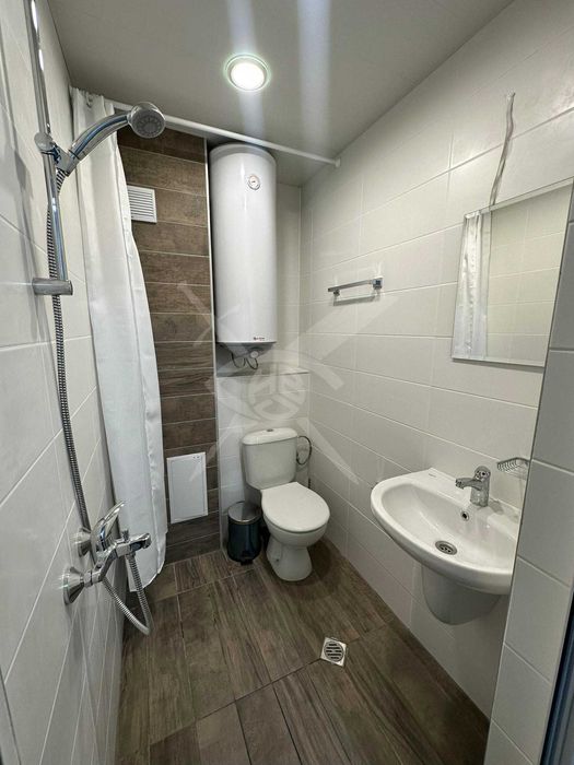 Дава се под наем Тристаен апартамент в Варна, Погреби - 80 кв.м за 698.19 € - Снимка #7