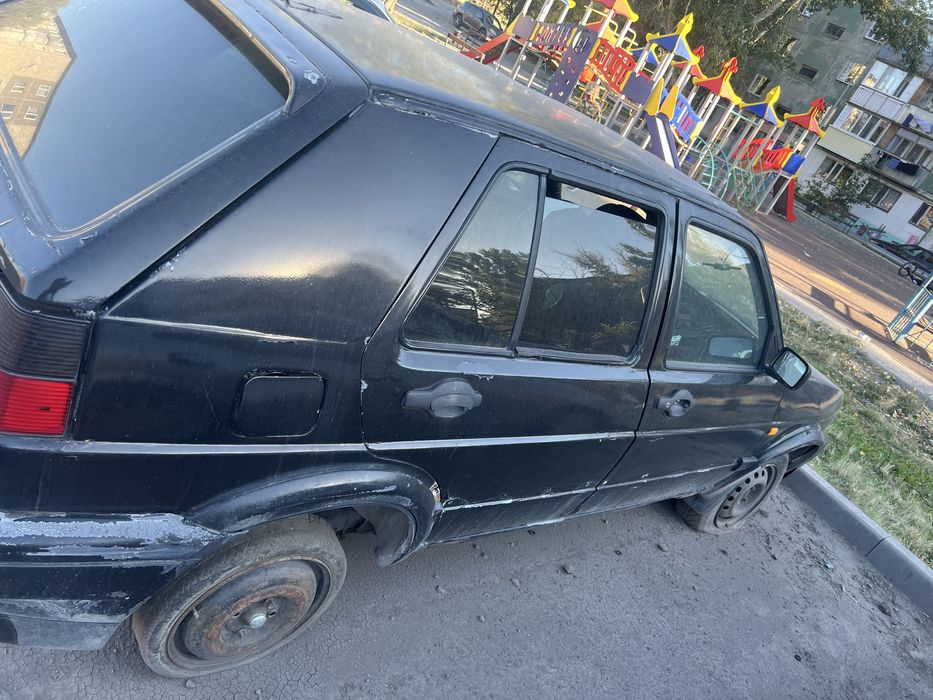 Volkswagen Golf 2