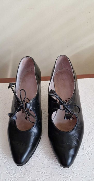 Pantofi din piele ,Guban ( anii 90')