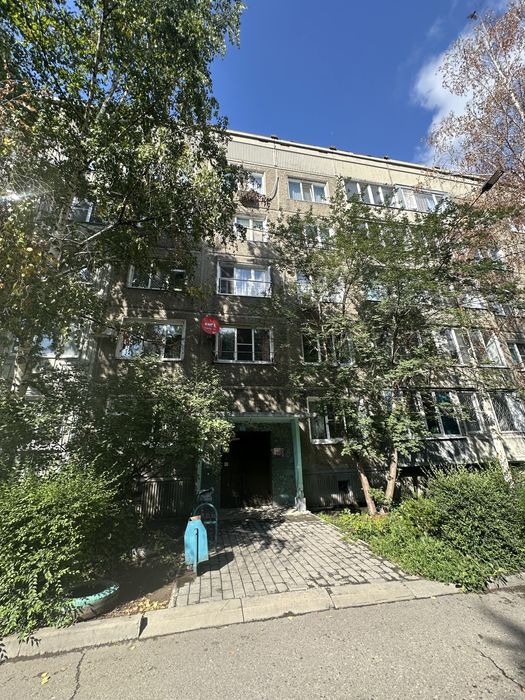 3х комнатная Бажова 343