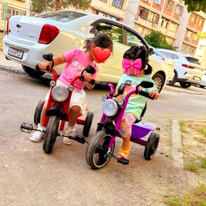 Трёхколёсный велосипеды