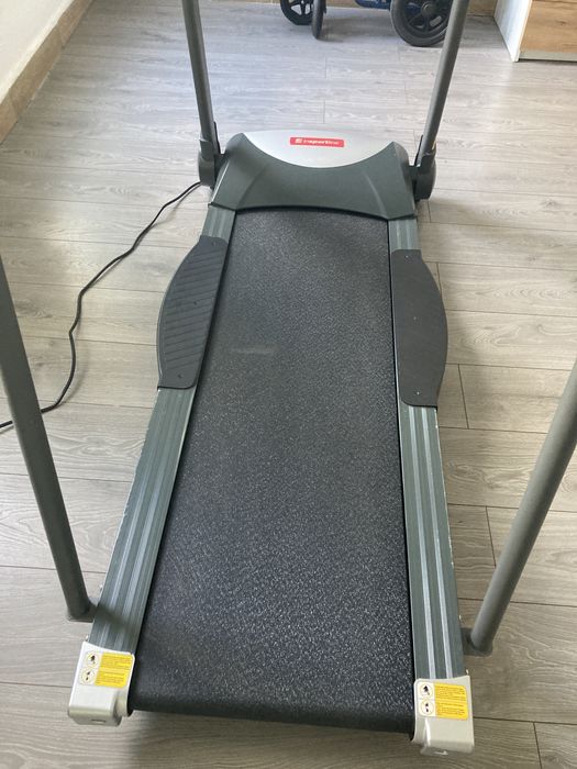 vând bandă pentru recuperare medicală