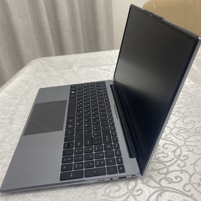 Отличный ноутбук для работы и учёбы — 16GB RAM, SSD 512GB