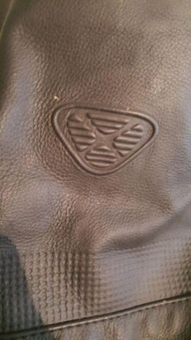 Мото яке IXON с протрктори ново