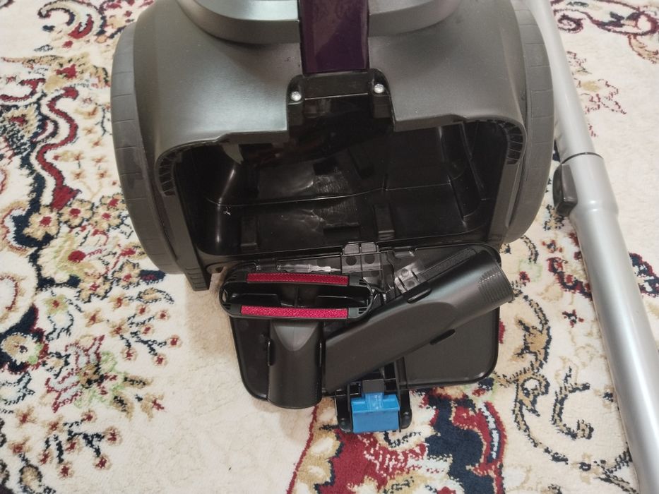 Продам пылесос Philips