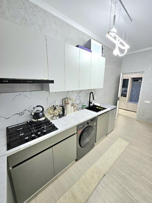 Срочно  Продаётся  Мирабад район  1/1/3 Евро ремонт с мебелью техникой