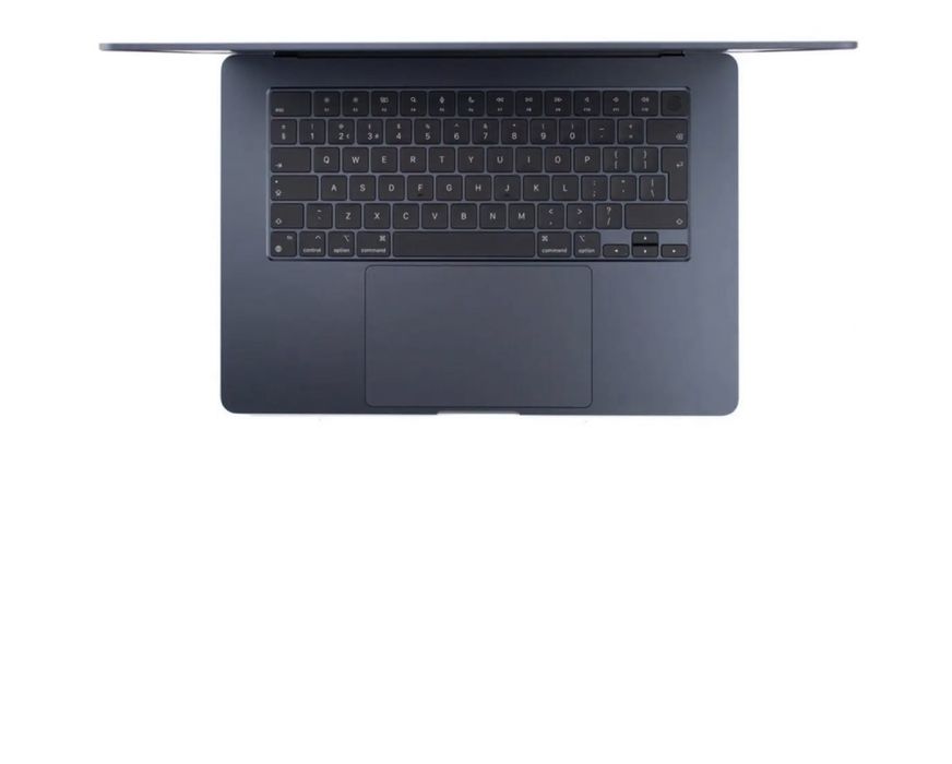 Mac book Air 15 inch m3 8/512