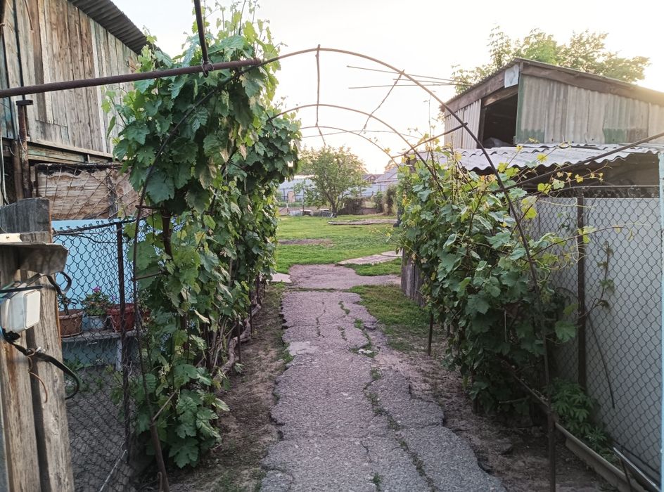 Продам дом в поселке карабулак