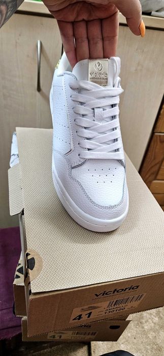 Маратонки  VIKTORIA