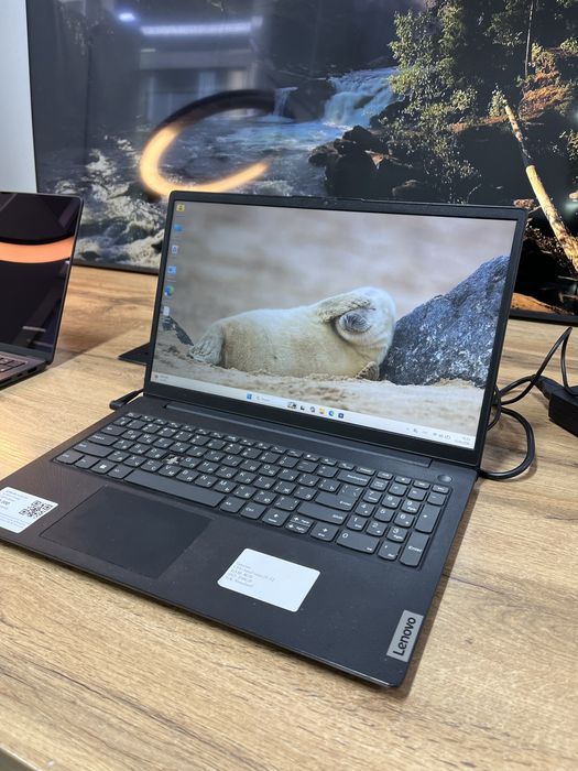 Ноутбук Lenovo Core i5-12