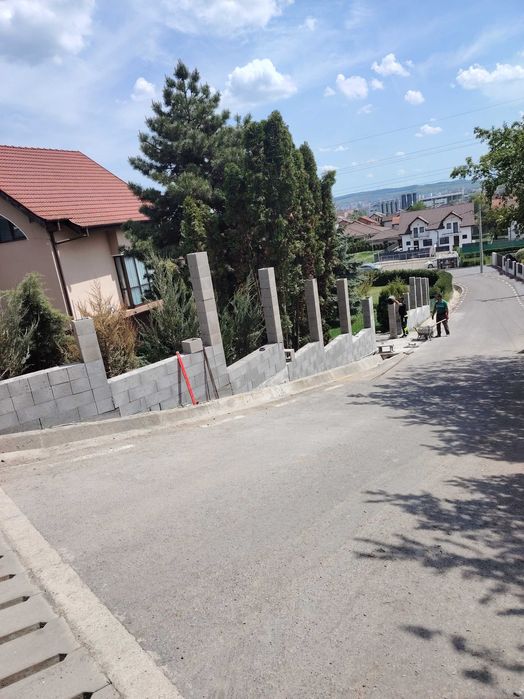 Execut case în roșu sau la cheie