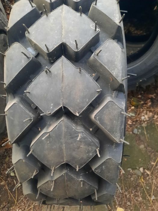 Гуми За Бобкат 10/16.5=360лв.с ДДС.