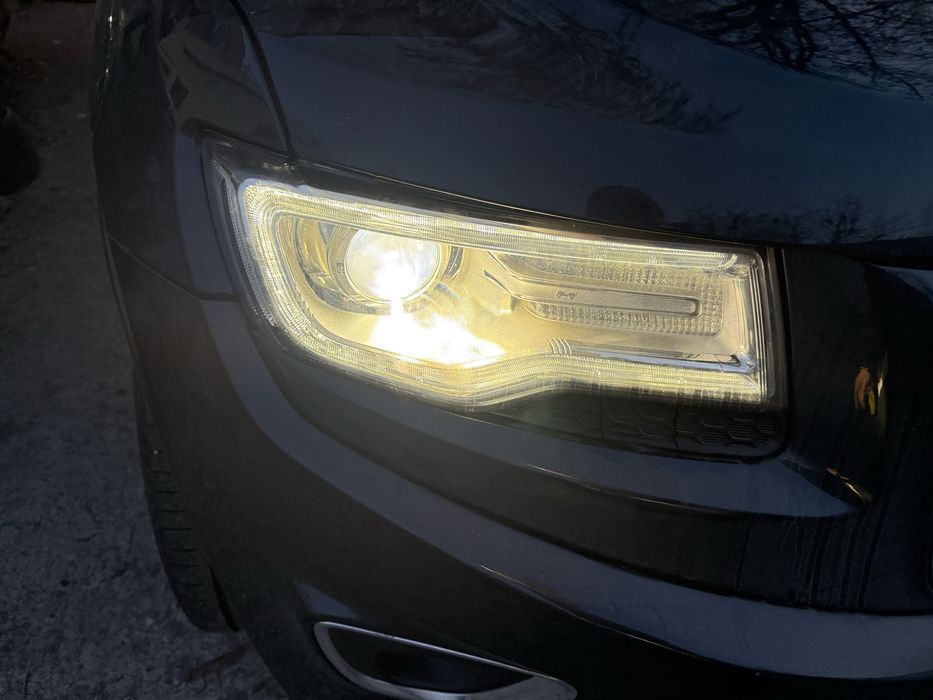 Фарове WK2 Grand Cherokee Jeep