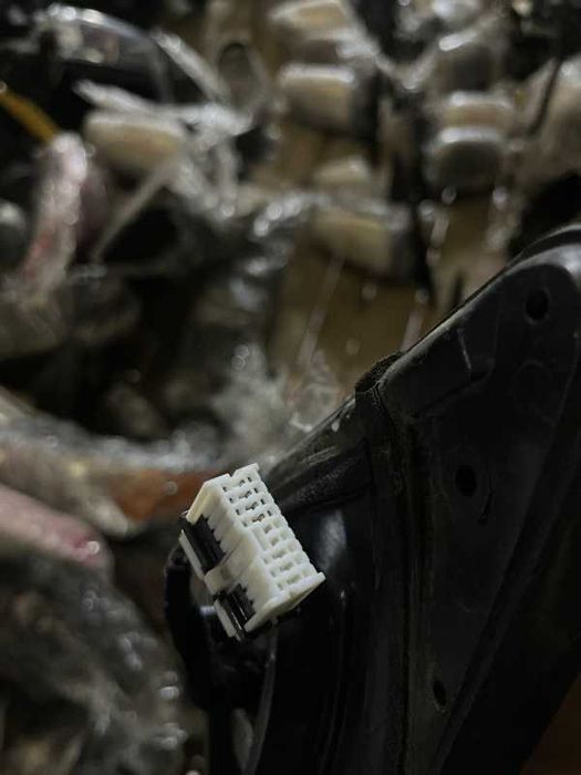 Зеркало боковое Kia Sorento XM