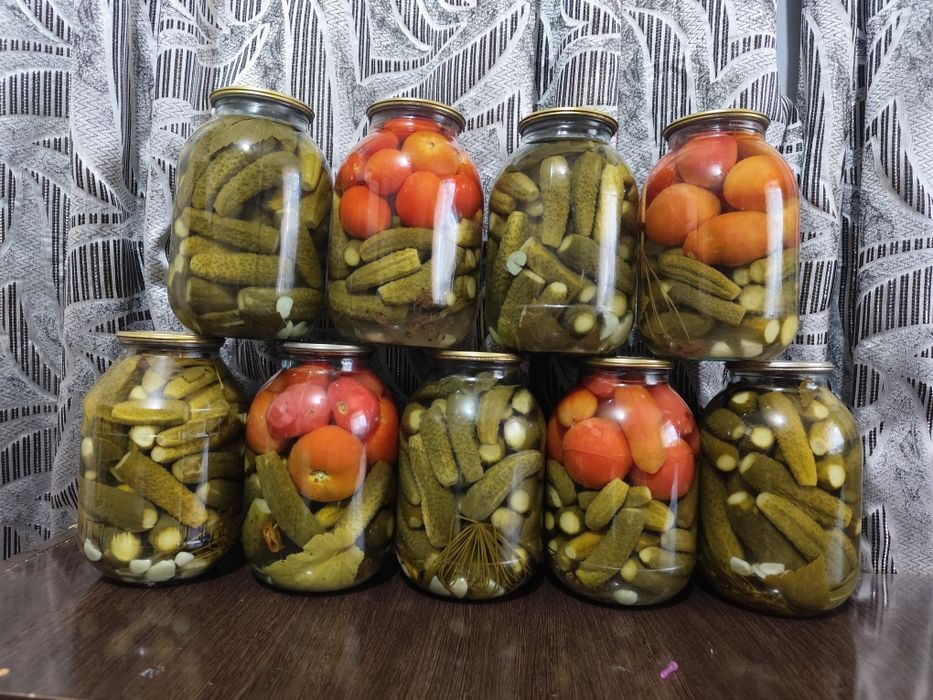 Продам домашние разносолы, огурцы солёные,